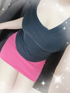 芽依　